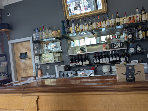 Photo of Midpoint Istanbul Fine Dining - 245 Crown St, New Haven, CT 06511