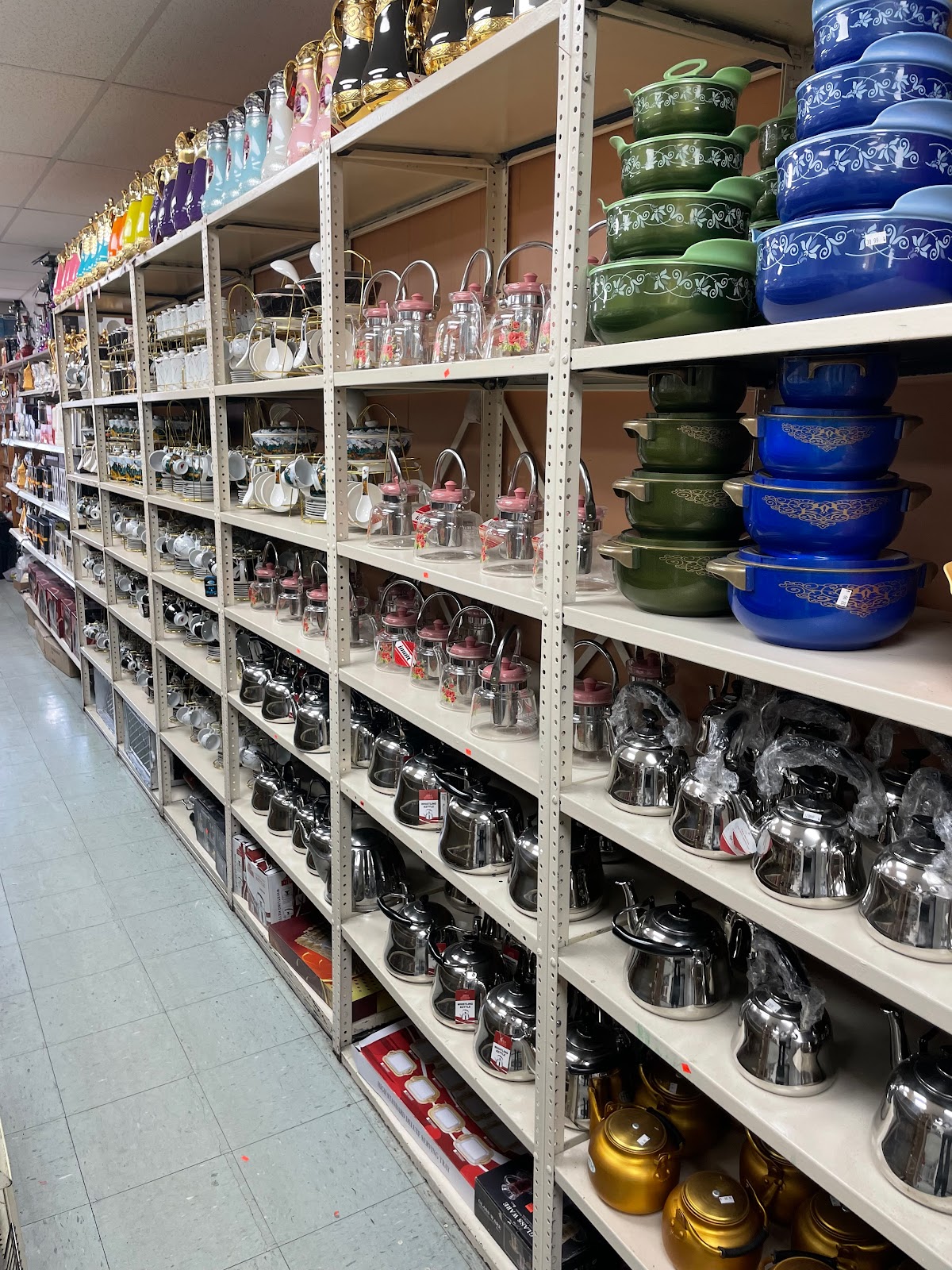 Photo of Tiba Halal Market / Mediterranean Flavor - 211 Saw Mill Rd, West Haven, CT 06516