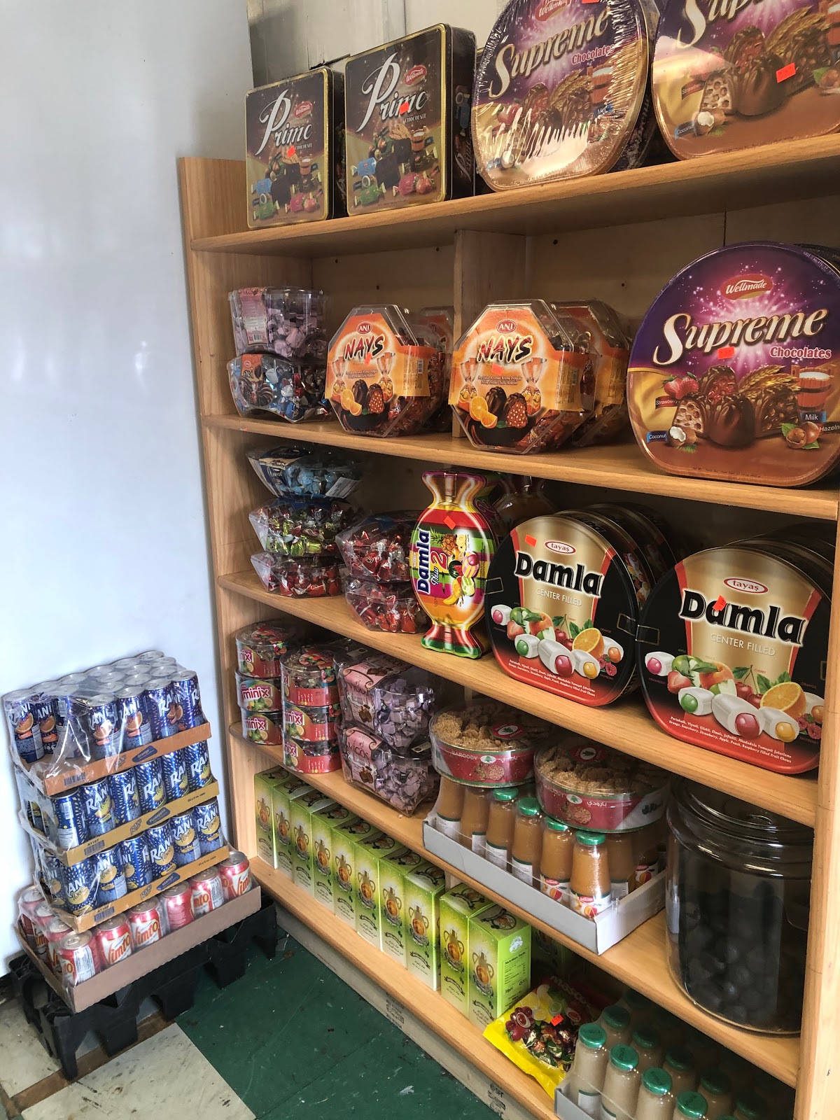 Photo of Tiba Halal Market / Mediterranean Flavor - 211 Saw Mill Rd, West Haven, CT 06516