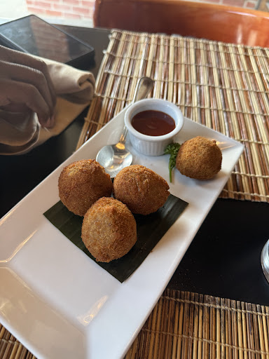 Photo of Cinnamon Grill - 385 Bank St, New London, CT 06320