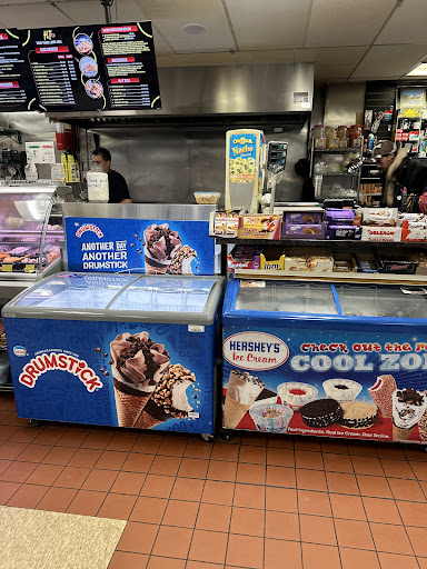 Photo of H & T Mini Mart/Deli - 1 Ocean Ave, New London, CT 06320