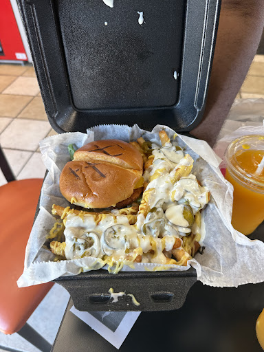 Photo of Loaded - 975 Cambridge Dr, Laplace, LA 70068