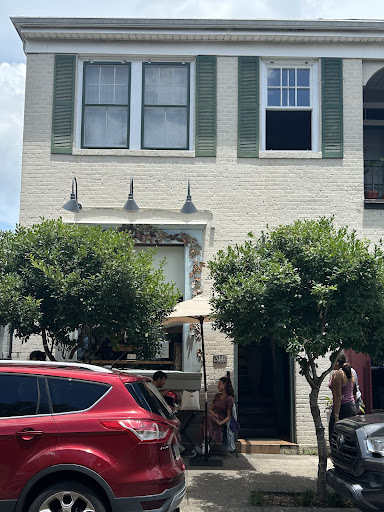 Photo of 1000 Figs - 3141 Ponce De Leon St STE 1, New Orleans, LA 70119
