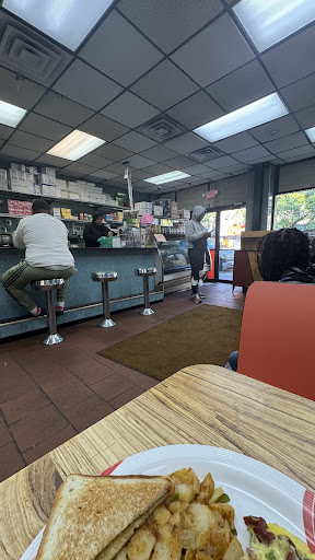 Photo of Hiba Halal Grill - 964 Bergen St, Newark, NJ 07112