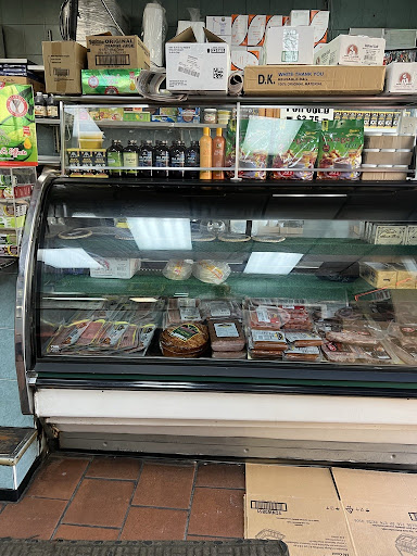 Photo of Hiba Halal Grill - 964 Bergen St, Newark, NJ 07112