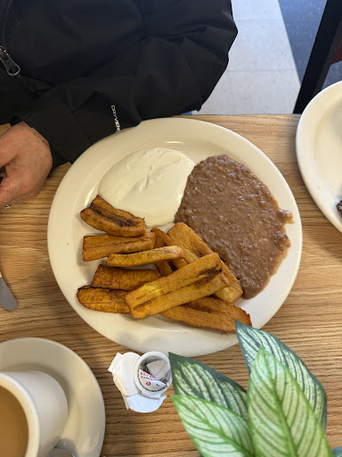 Photo of Xela Super Deli & Kabob - 13259 Occoquan Rd, Woodbridge, VA 22191