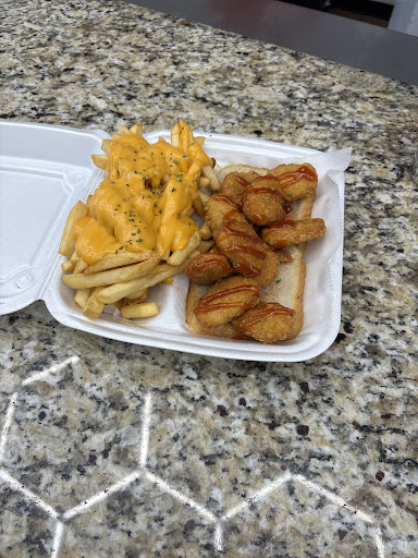 Photo of Mikes Fish And Chicken - 1605 Madison Ave, Covington, KY 41011