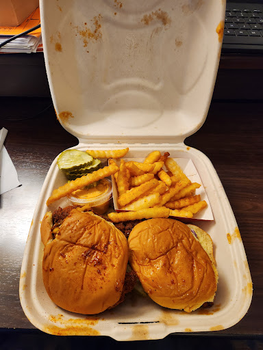 Photo of Dave's Hot Chicken - 619 W Main Rd, Middletown, RI 02842