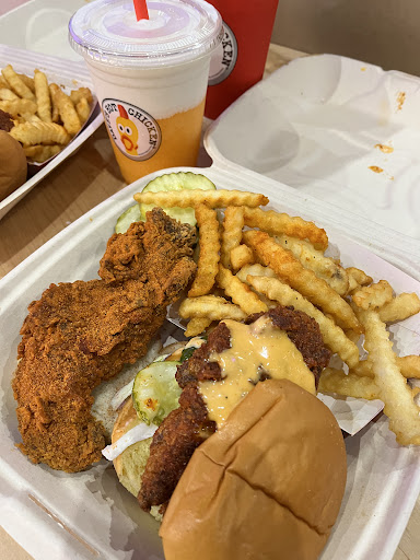 Photo of Dave's Hot Chicken - 619 W Main Rd, Middletown, RI 02842