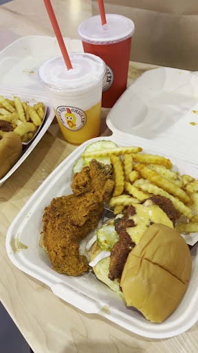 Photo of Dave's Hot Chicken - 619 W Main Rd, Middletown, RI 02842