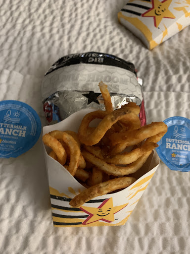 Photo of Hardee’s - 1444 E Battlefield Rd, Springfield, MO 65804