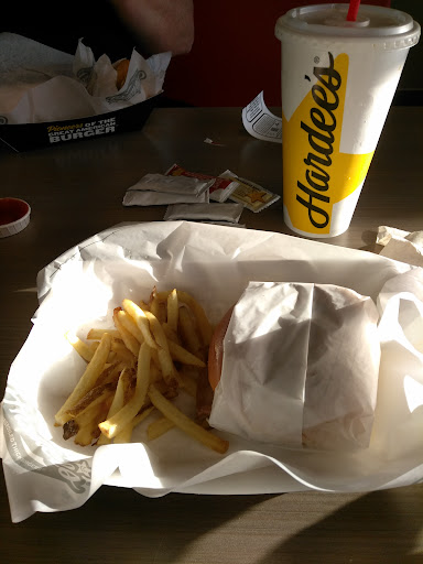 Photo of Hardee’s - 1444 E Battlefield Rd, Springfield, MO 65804