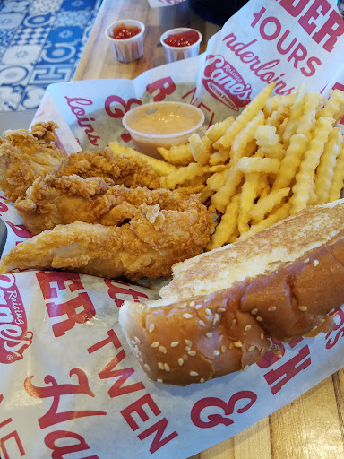 Photo of Raising Cane's Chicken Fingers - 1150 S 13th St, Norfolk, NE 68701
