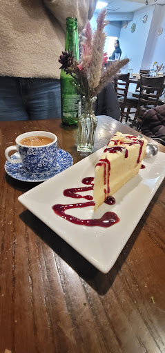 Photo of Plates Mediterranean Bistro - 60 Spring St, Williamstown, MA 01267