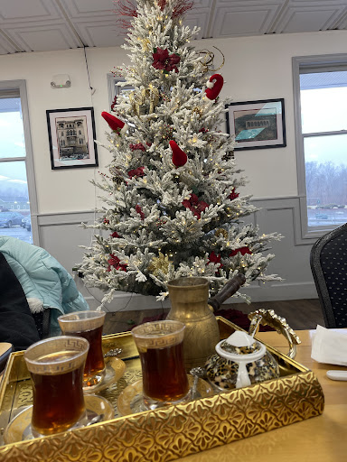 Photo of Uptowne Mediterranean Restaurant - 1000 Boston Tpke, Shrewsbury, MA 01545