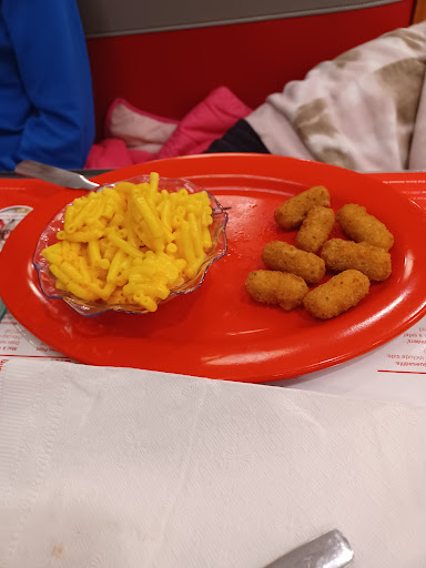 Photo of Friendly's - 70080 Sills Rd, Medford, NY 11763