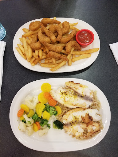 Photo of Friendly's - 70080 Sills Rd, Medford, NY 11763