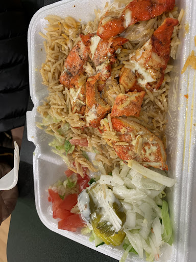 Photo of Taj Grill & Gyro - 700 Oak Tree Ave, South Plainfield, NJ 07080