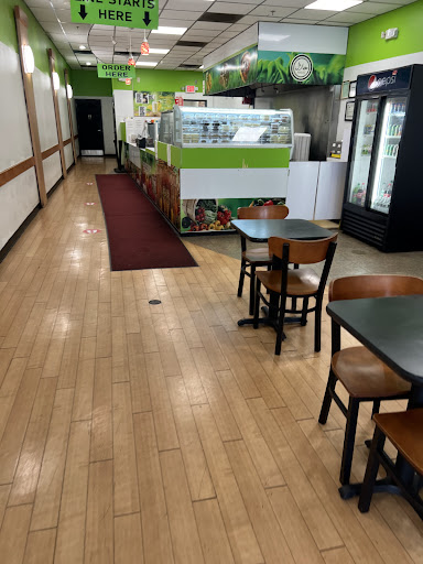 Photo of Taj Grill & Gyro - 700 Oak Tree Ave, South Plainfield, NJ 07080