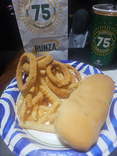 Photo of Runza Restaurant - 202 E Leota St, North Platte, NE 69101