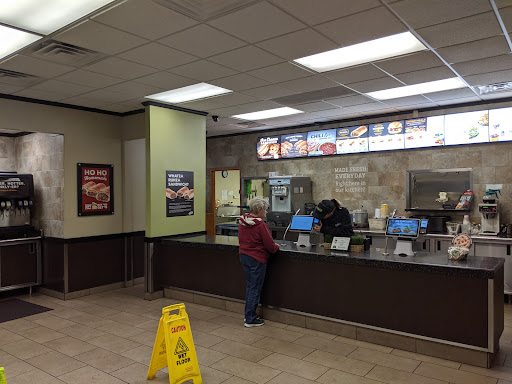 Photo of Runza Restaurant - 202 E Leota St, North Platte, NE 69101