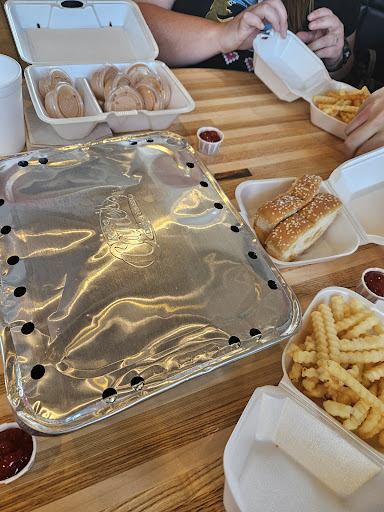 Photo of Raising Cane's Chicken Fingers - 1304 S Jeffers St, North Platte, NE 69101