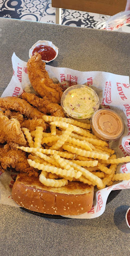 Photo of Raising Cane's Chicken Fingers - 1304 S Jeffers St, North Platte, NE 69101