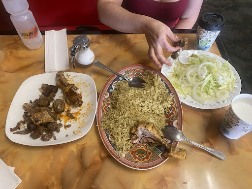 Photo of Maandeeq Restaurant & Halal Food Store - N Washington St, Lexington, NE 68850