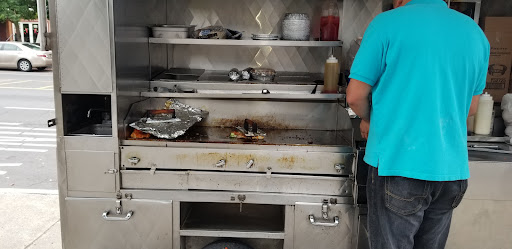 Photo of The Halal Cart - 115 N Pleasant St, Amherst, MA 01002