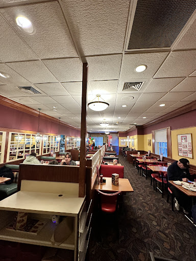 Photo of Friendly's - 54-56 Main St, Florence, MA 01062