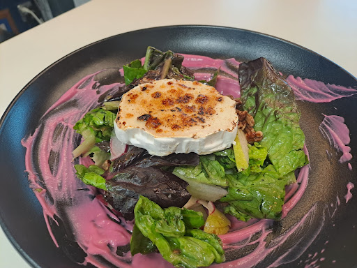 Photo of Gveenah - 844 Farmington Ave, West Hartford, CT 06119