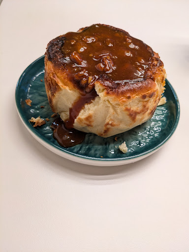 Photo of Gveenah - 844 Farmington Ave, West Hartford, CT 06119