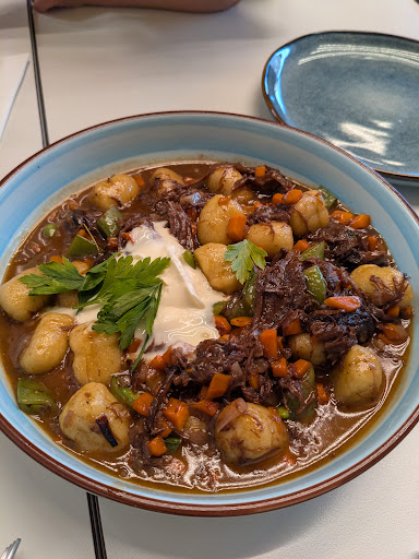 Photo of Gveenah - 844 Farmington Ave, West Hartford, CT 06119