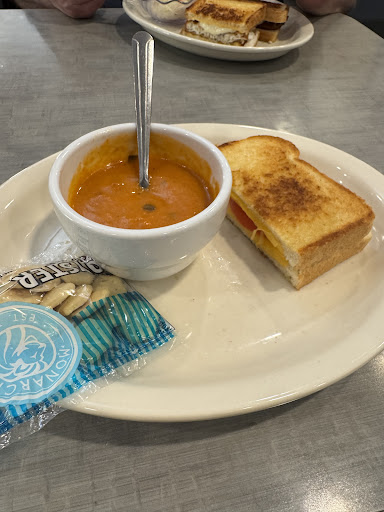 Photo of Friendly's - 105 W Town St, Norwich, CT 06360