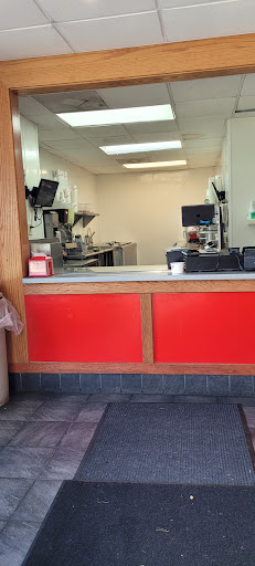 Photo of Friendly's - 105 W Town St, Norwich, CT 06360