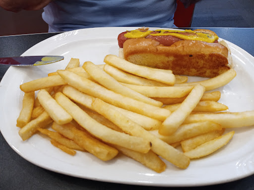 Photo of Friendly's - 105 W Town St, Norwich, CT 06360