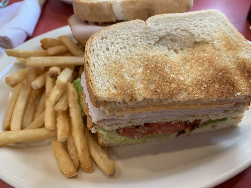 Photo of Friendly's - 105 W Town St, Norwich, CT 06360