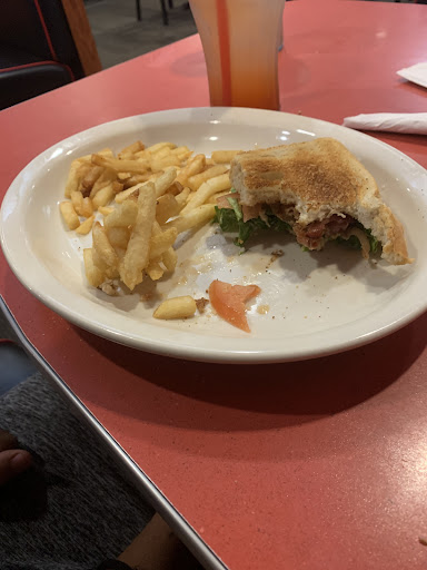 Photo of Friendly's - 105 W Town St, Norwich, CT 06360