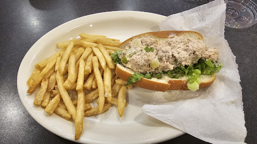 Photo of Friendly's - 105 W Town St, Norwich, CT 06360