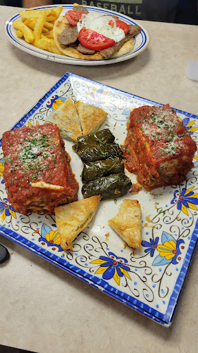 Photo of Lakis Restaurant - 3405 SW College Rd, Ocala, FL 34474