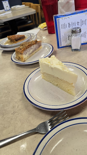 Photo of Lakis Restaurant - 3405 SW College Rd, Ocala, FL 34474