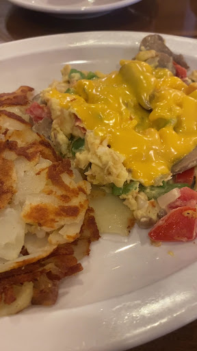 Photo of Busy Bee Diner Clearwater /Breakfast/lunch/Dinner/Bakery - 2552 Sunset Point Rd, Clearwater, FL 33765