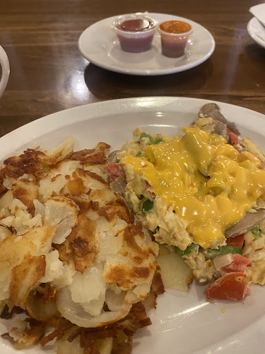 Photo of Busy Bee Diner Clearwater /Breakfast/lunch/Dinner/Bakery - 2552 Sunset Point Rd, Clearwater, FL 33765