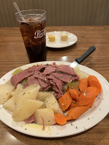 Photo of Busy Bee Diner Clearwater /Breakfast/lunch/Dinner/Bakery - 2552 Sunset Point Rd, Clearwater, FL 33765