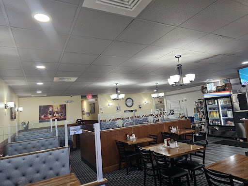 Photo of Busy Bee Diner Clearwater /Breakfast/lunch/Dinner/Bakery - 2552 Sunset Point Rd, Clearwater, FL 33765