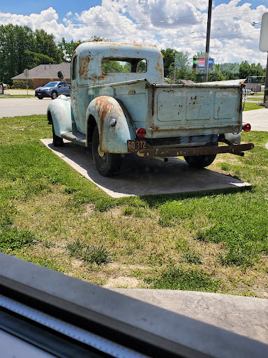 Photo of HV's Food & Spirits - 317 S West St, Olney, IL 62450