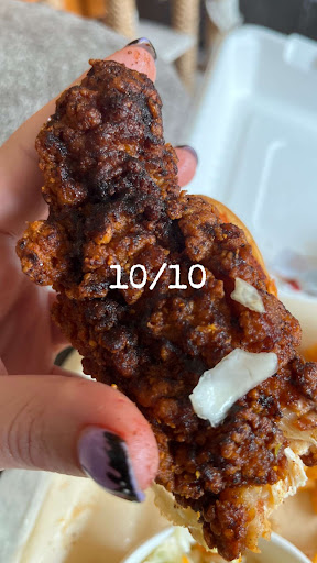 Photo of Tendeez Hot Chicken, Oshkosh - 30B Wisconsin St, Oshkosh, WI 54901