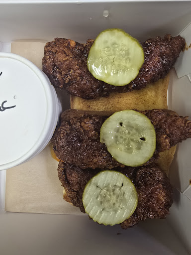 Photo of Tendeez Hot Chicken, Oshkosh - 30B Wisconsin St, Oshkosh, WI 54901