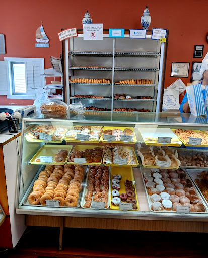 Photo of Jaarsma Bakery - 201 A Ave E, Oskaloosa, IA 52577