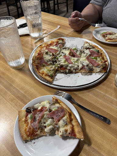 Photo of Tasos' Oskaloosa - 109 High Ave W, Oskaloosa, IA 52577